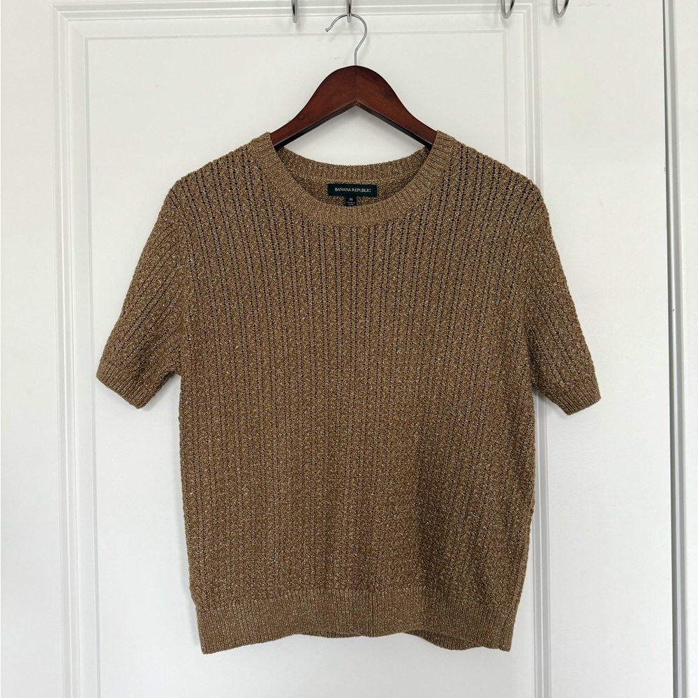 NEW Banana Republic GOLD sweater size M shimmery sparkly